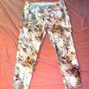 Calia by Carrie underwood cropped leggings